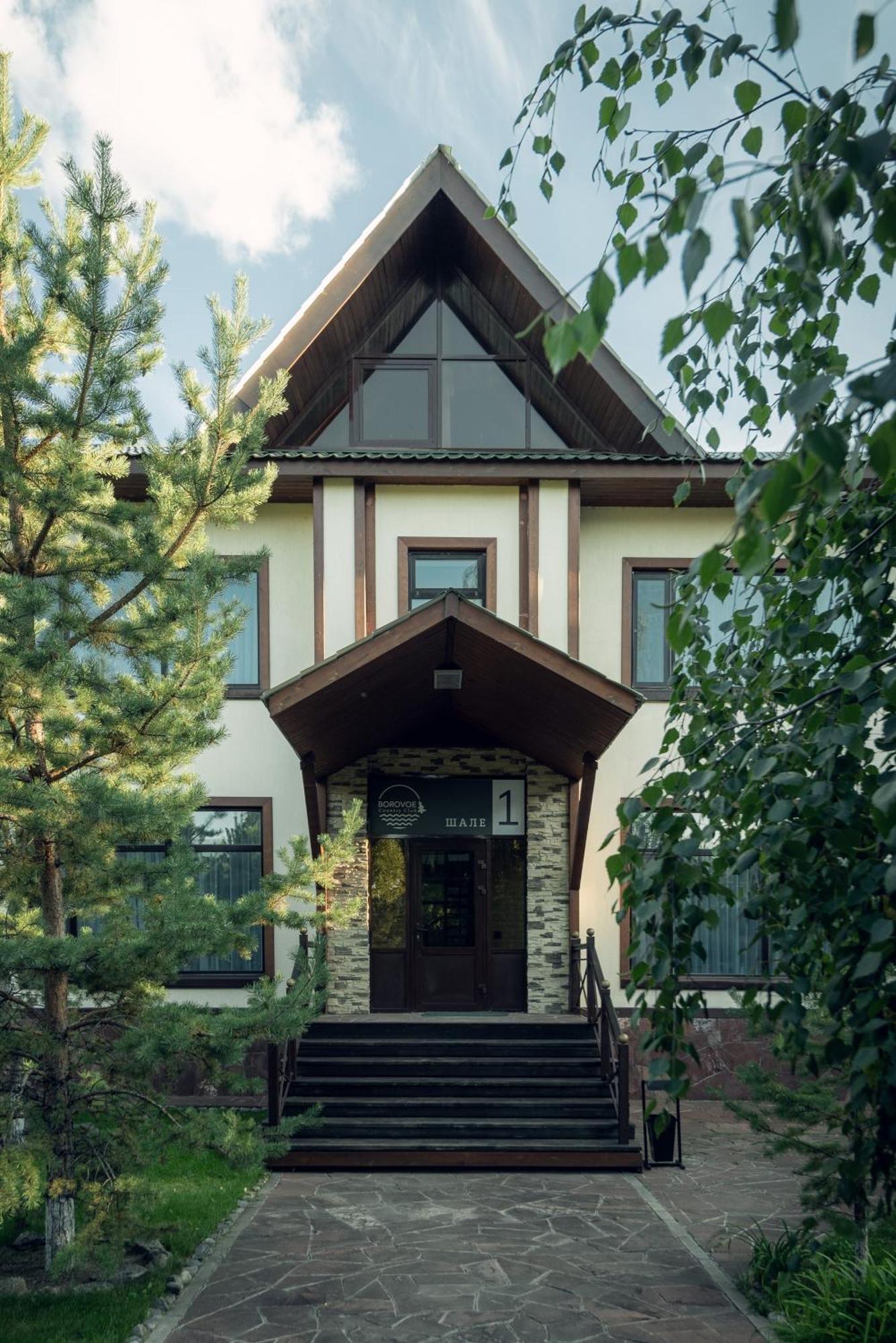 Borovoe Country Club Hotell Exteriör bild